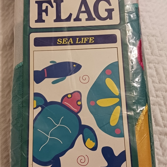 Source Unknown Other - Vintage 1995 Sea life embroidered garden flag size 28x40 new